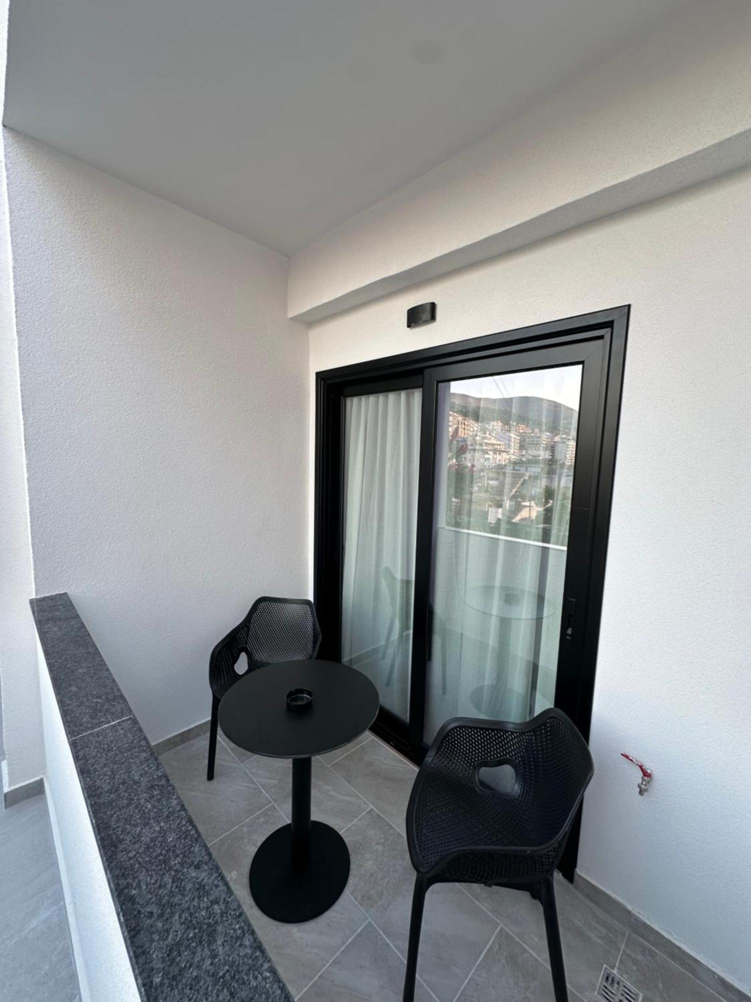 Io'S Apartments Саранда Экстерьер фото