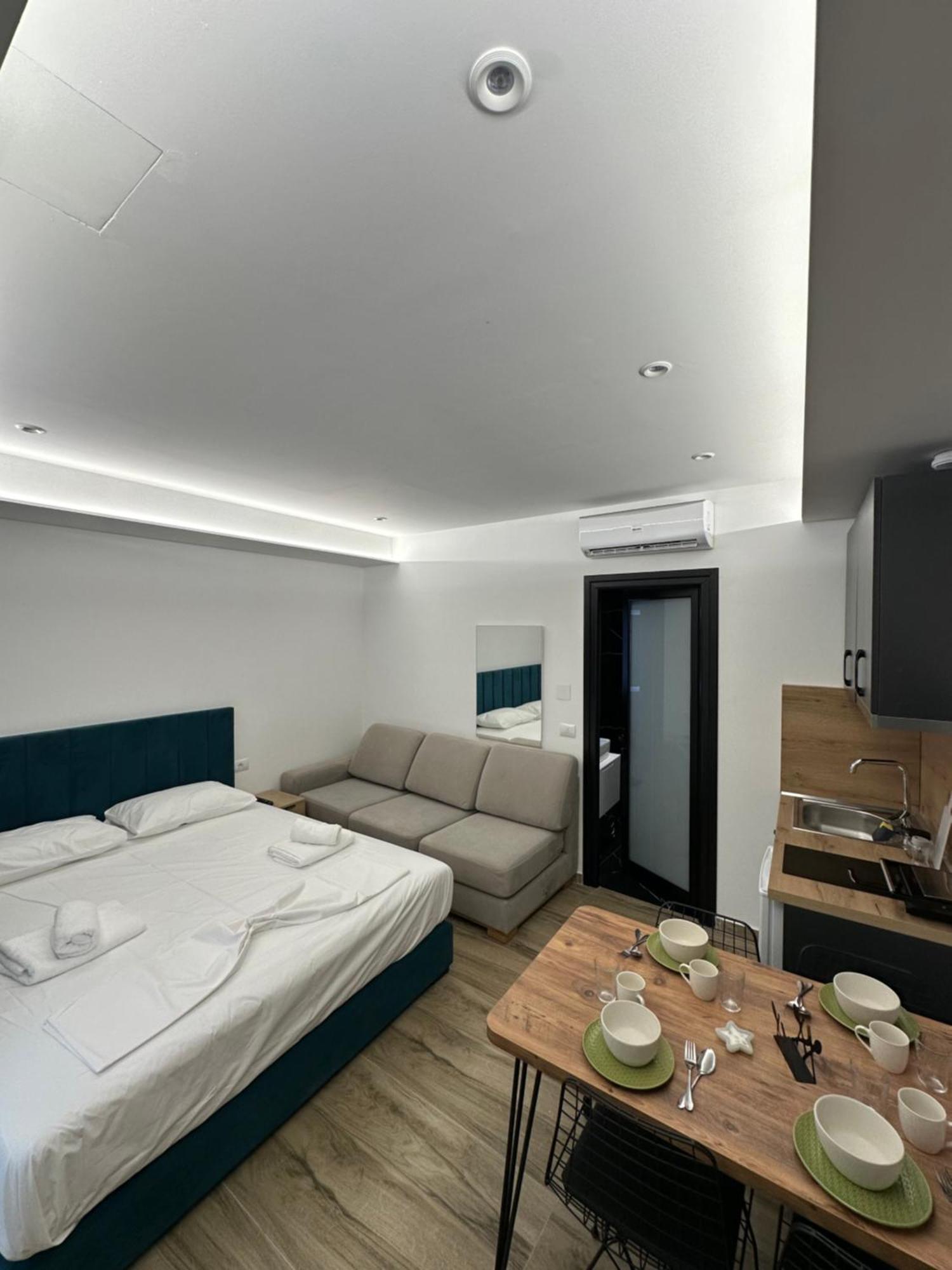 Io'S Apartments Саранда Экстерьер фото