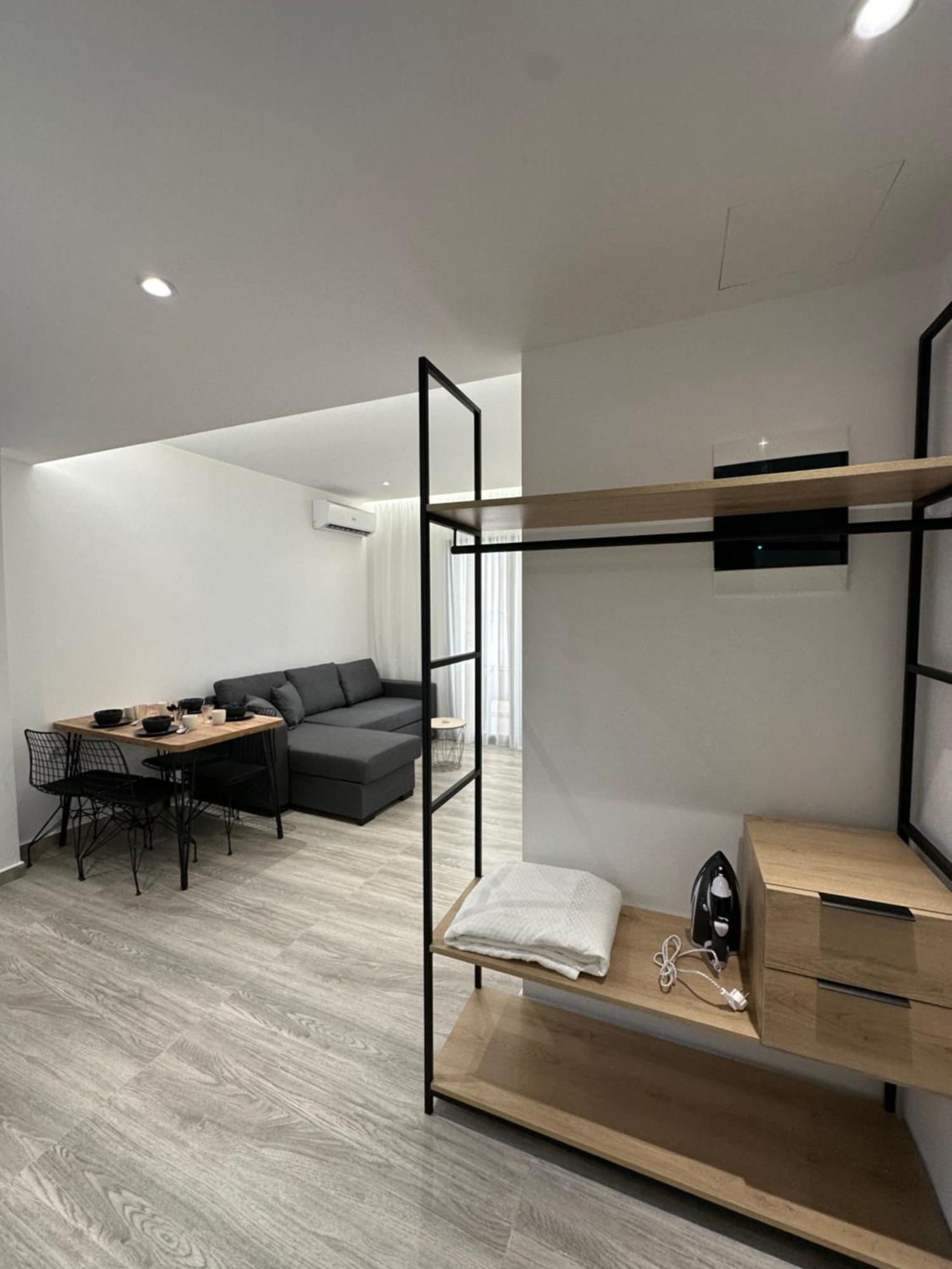 Io'S Apartments Саранда Экстерьер фото