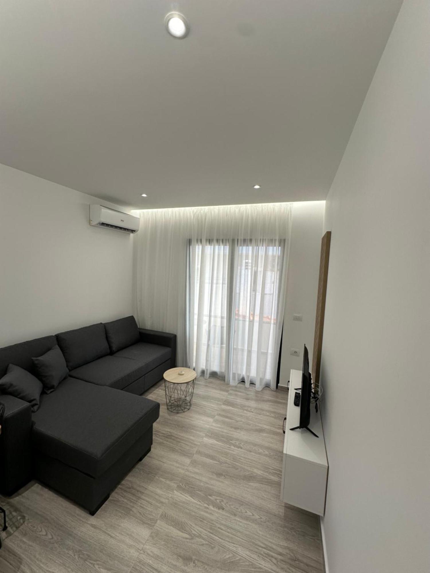 Io'S Apartments Саранда Экстерьер фото
